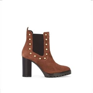 Barneys New York Chelsea Suede Studded Booties Sz